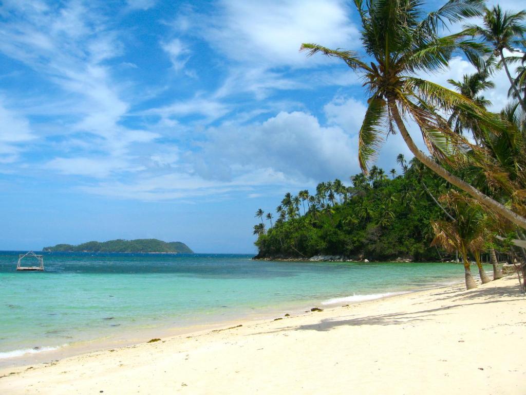 Punta Bulata White Beach Resort & Spa Cauayan  Exterior foto